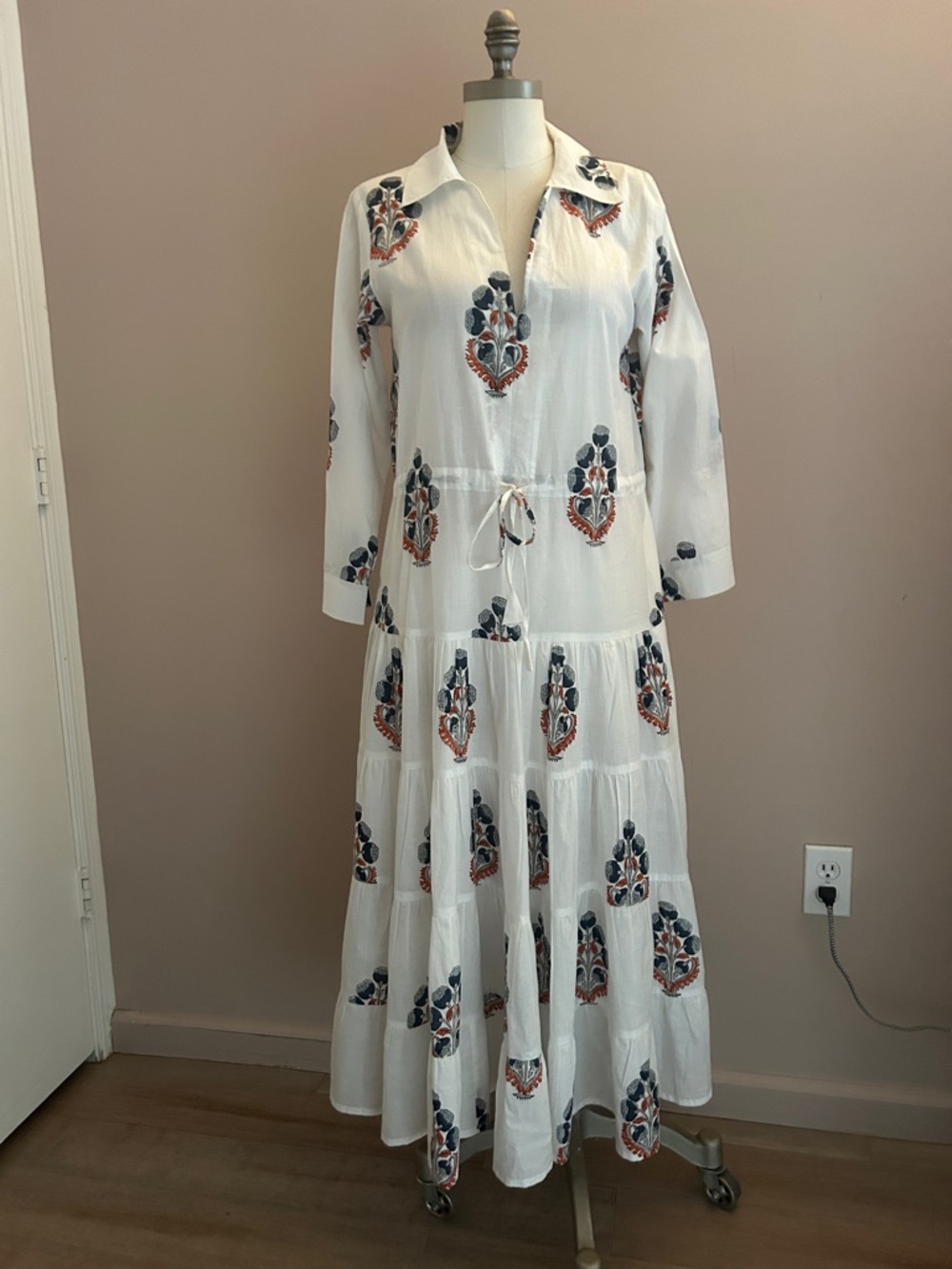 Dzubi White block-printed floral design Maxi Shirt Dress with Tie Waist size S